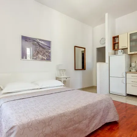 Guest house & Matkovic 3*