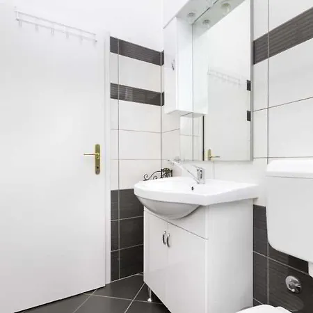 & Matkovic Guest house